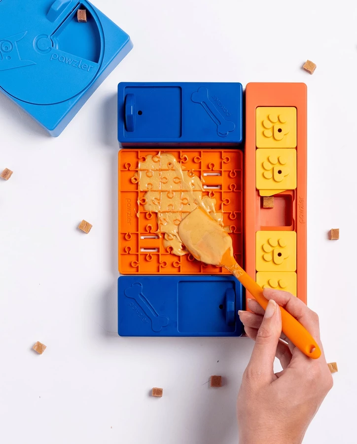 Zabawka edukacyjna dla psa PAWZLER z matą do lizania